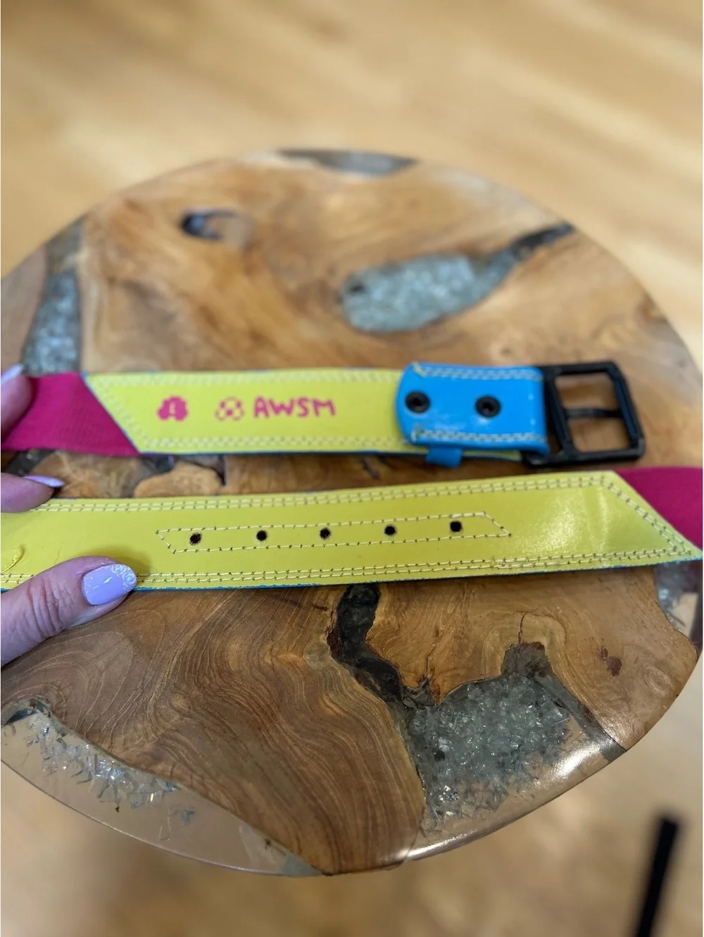 Colorful AWSM Adjustable Leather and Fabric Belt size L snowboarding